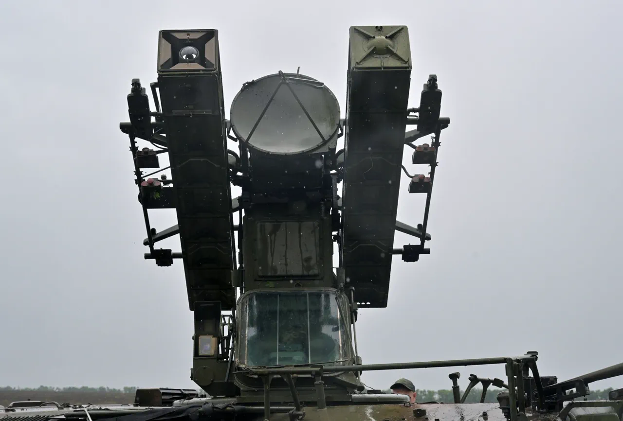 Russian Air Defense Forces Intercept Ukrainian Drones Over Tula Region as Tensions Rise