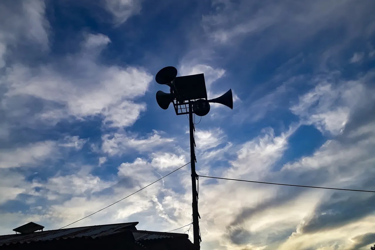 Saratov Governor Issues Urgent Drone Attack Warning, Emergency Protocols Activated