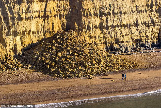 Rockfall at Jurassic Coast Sends Hundreds of Tons of Sandstone Onto Beach in West Bay, Dorset