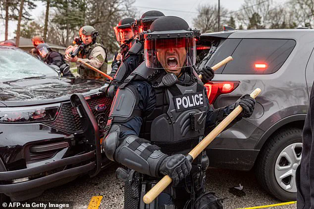 Biden-Appointed Judge Rules ICE Cannot Detain Peaceful Protesters, Sparking Outcry Within Enforcement Community