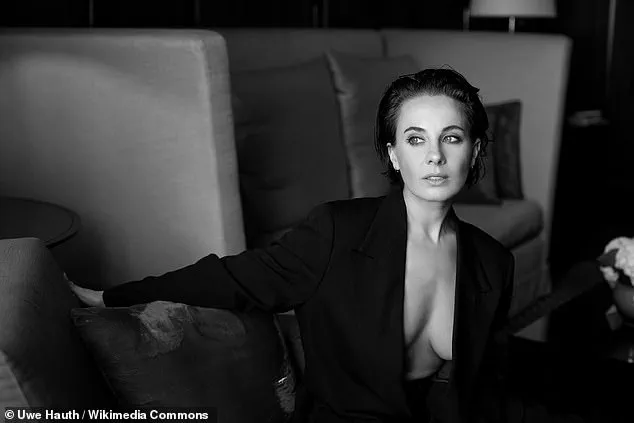 Hidden Economy Thrives in Shadow of Davos as WEF Leaders Address Global Issues