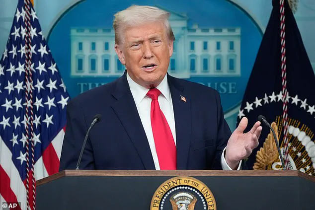 Kristi Noem Meets With Trump Amid Controversy Over Alex Pretti Shooting as Democrats Demand Resignation