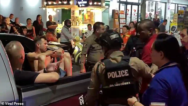 Late-Breaking: Violent Brawl Erupts in Pattaya as International Tourists Clash Over Alleged Slap, Highlighting Government Struggles to Curb Alcohol-Fueled Chaos