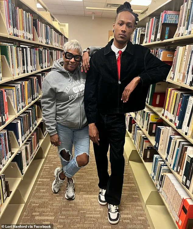 Lori Hanford's Son Graduates from Kennesaw State University in Emotional Ceremony