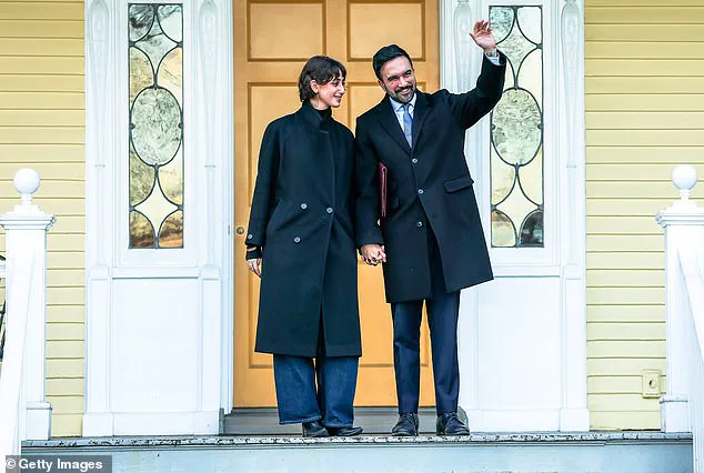 New York City's PR Crisis Deepens as Snow and Trash Pile Up Amid Gracie Mansion's Pristine Condition