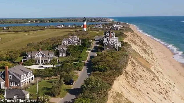 Luxury Homeowners and Conservationists Clash Over Erosion Fight on Nantucket's Siaconset Bluff