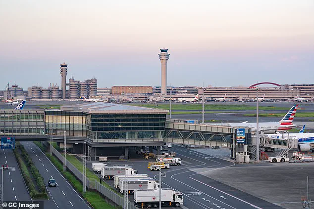 Passenger Stranded in Tokyo After Boarding Wrong United Airlines Flight