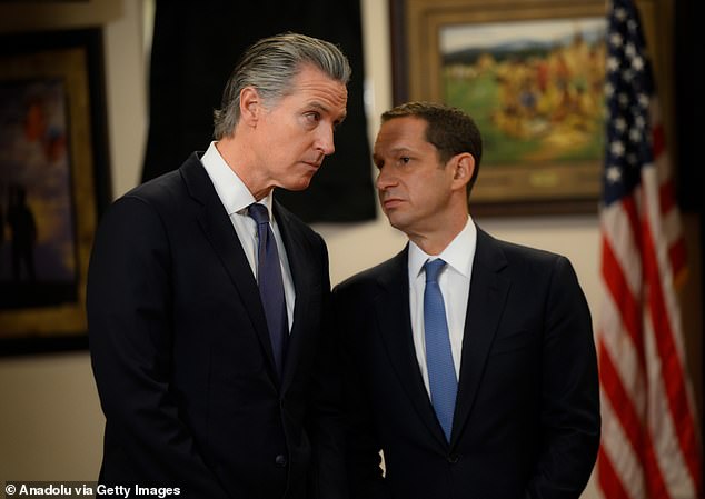 San Francisco Mayor Allegedly Prioritizes Opera House Power During Blackout, PG&E and Office Clash Over Claims