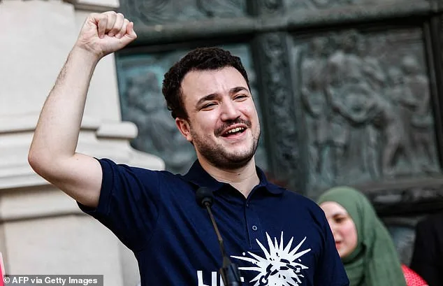 Sparse Resume and Petition for ICE Detainee Draw Scrutiny for Socialist Candidate Claire Valdez