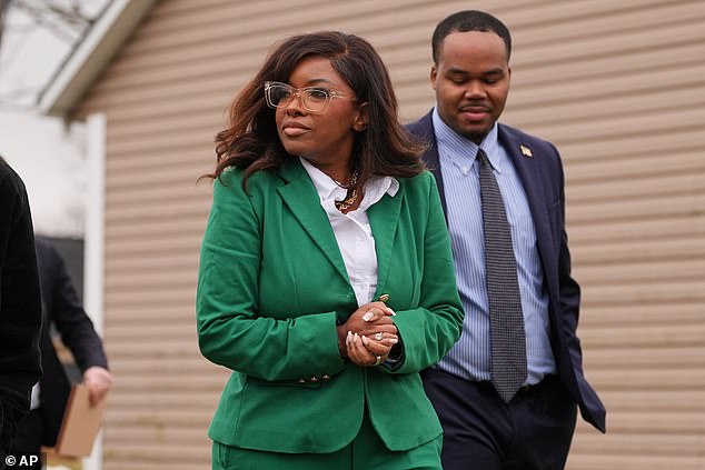 Crockett's 'Knockout' Remark Reignites Feud with Greene, Eyelash Clash Resurfaces