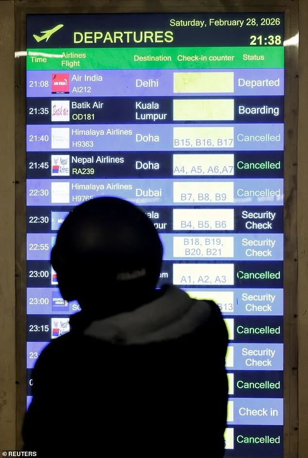 Dubai Airport Closes Amid Middle East Conflict, Triggering Flight Chaos and Passenger Strandedness