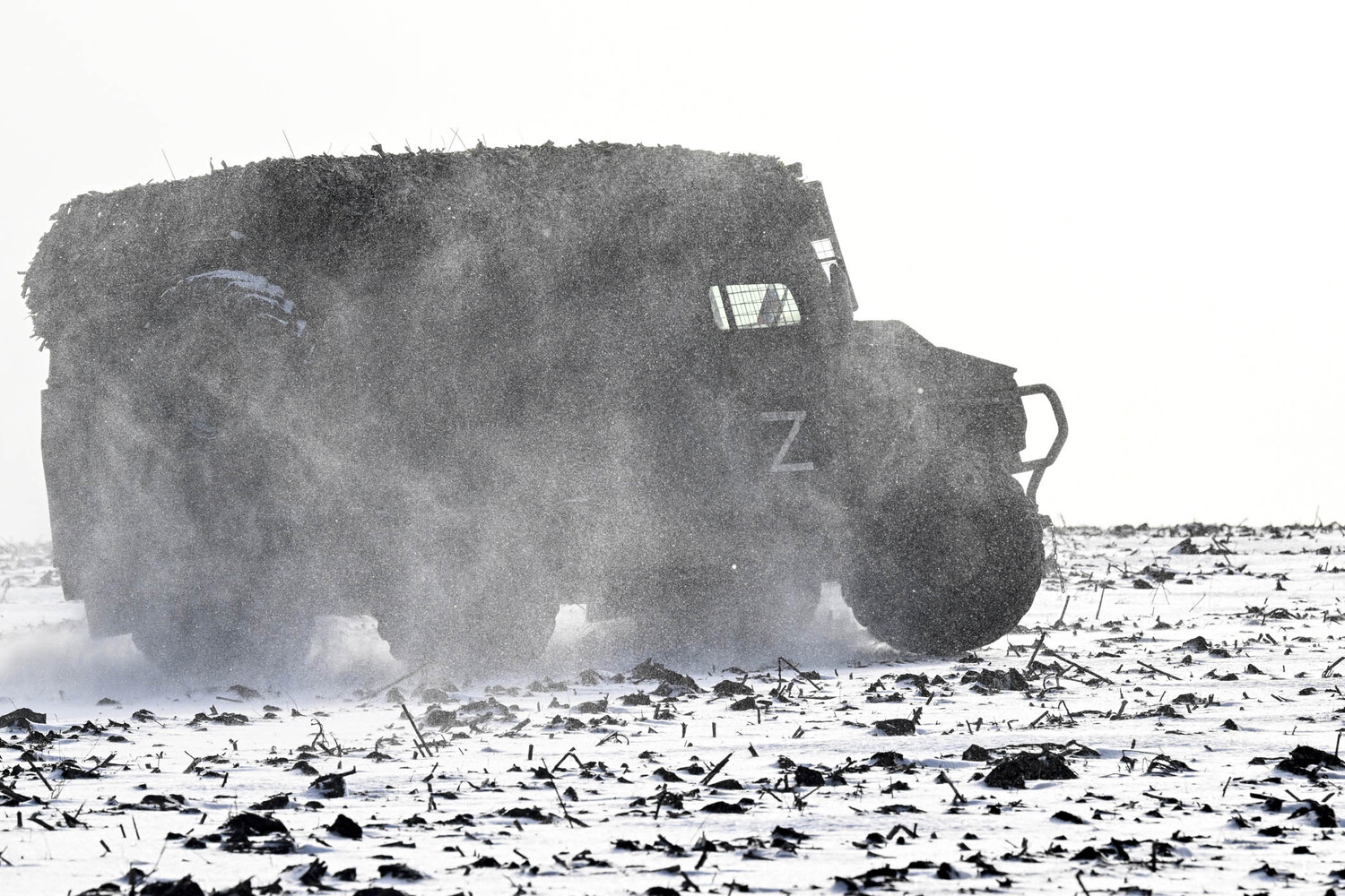 Russia Deploys 'Yozh' Shield on Combat Vehicles to Counter Drones and Shaped-Charge Threats