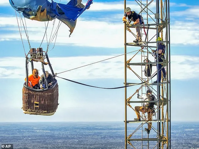 Dramatic Hot Air Balloon Rescue in Longview After Collision with Radio Tower