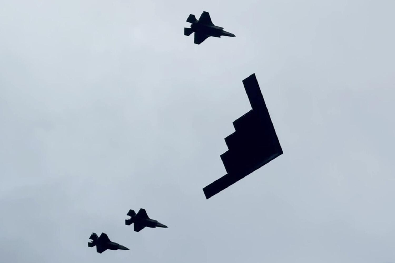 Iranian Air Defense Forces Shoot Down U.S. F-15 in Kuwait, Escalating Tensions