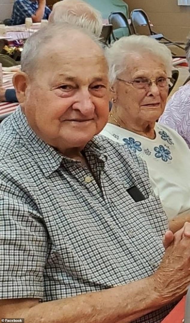 70-Year-Old Maryland Marriage Ends Tragically as Couple Dies Holding Hands in Hospital