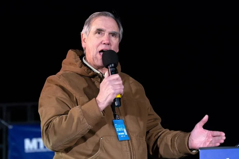 Senators Merkley and Klobuchar Introduce Legislation to Ban Government Officials from Trading on Prediction Market Platforms to Curb Insider Trading