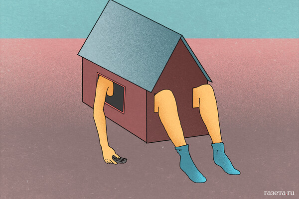 Russia Launches Missile Strikes on Zmeiny Island, Telegram Sources Report