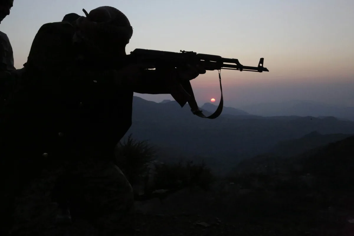 Houthi Alignment With Iran Amid Escalating Regional Tensions Threatens Yemen's Stability