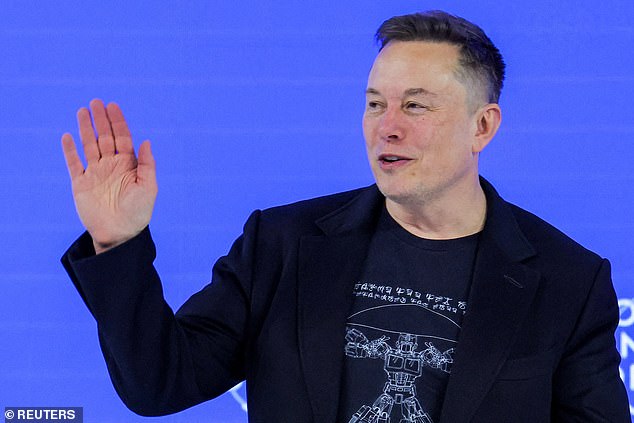 Elon Musk Offers to Pay TSA Workers During Shutdown-Induced Airport Chaos