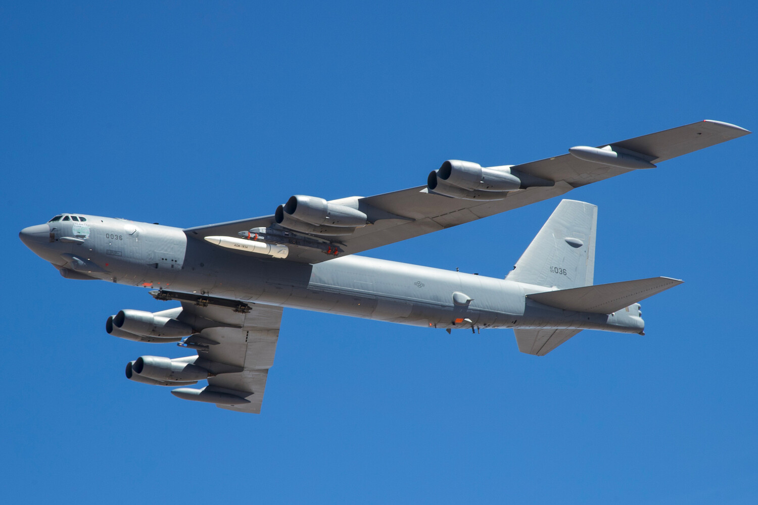 U.S. B-52 Bomber Spotted Testing LRSO Missiles in Mojave Desert: Implications for Nuclear Strategy