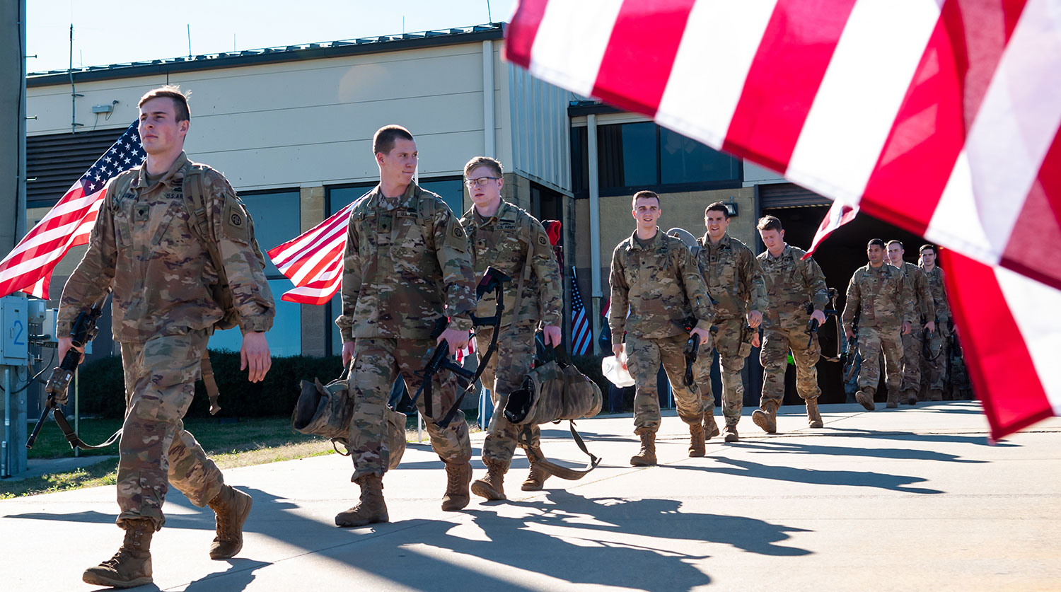 U.S. Military Expands Recruitment: Age Limit Raised to 42, Criminal Record Rules Eased