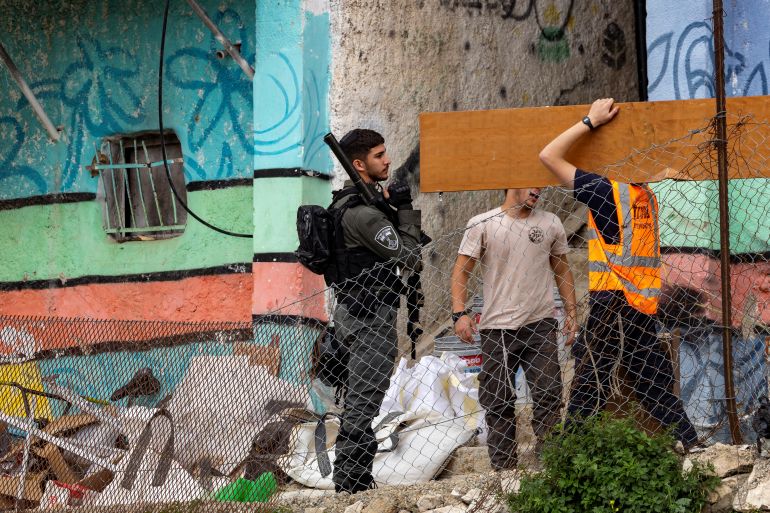 Israel Forcibly Displaces Palestinian Families in East Jerusalem as Human Rights Groups Condemn Action as Ethnic Cleansing