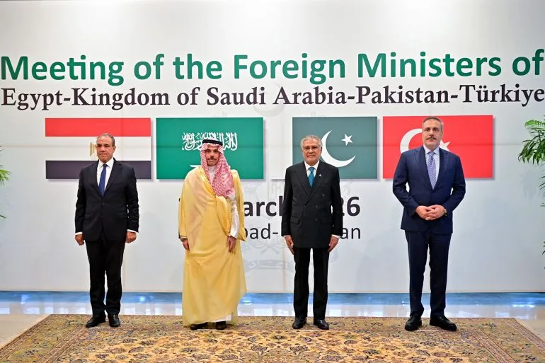 High-Stakes Diplomacy in Pakistan as Regional Ministers Seek to End US-Israeli Conflict with Iran