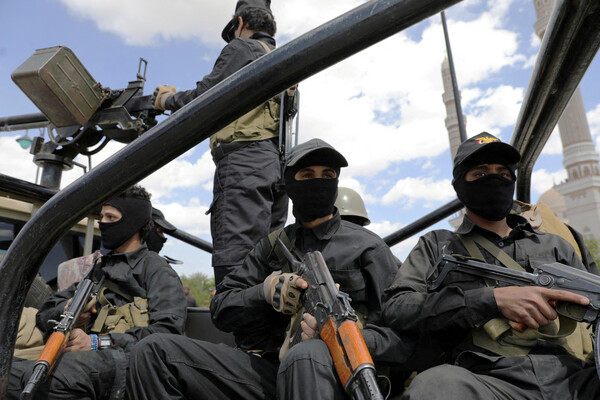 Houthis Launch Ballistic Missile at Israel, Escalating Regional Tensions