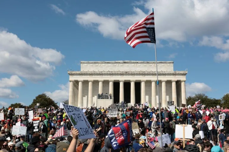 No Kings Protests Escalate as U.S.-Iran War Sparks Nationwide Dissent