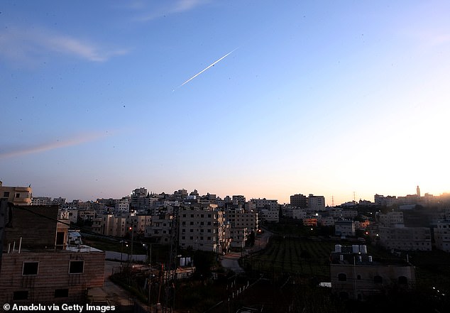 Bab al-Mandeb Strait in Peril: Houthi Blockade Could Disrupt Global Trade and Energy Markets