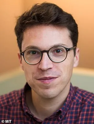 Mysterious Scientist Deaths: Trump Briefed on Escalating Concerns.