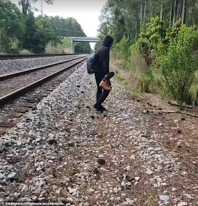 Amtrak passengers stranded for 19 hours after Florida brush fire