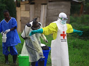 US orders Ebola travelers to Dulles; Canadian flight diverted after Congo passenger.