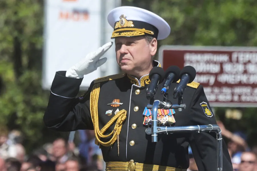 Vladimir Putin Awards Black Sea Fleet Commander and Others