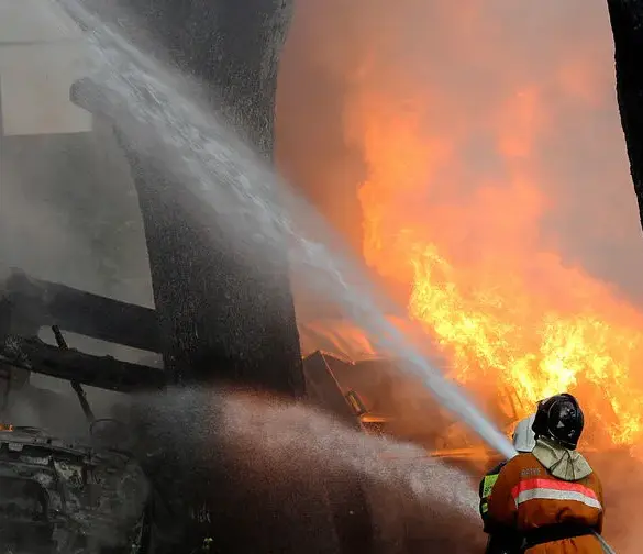 Drones Crash in Luhansk Industrial Zone, Sparking Fire Incident