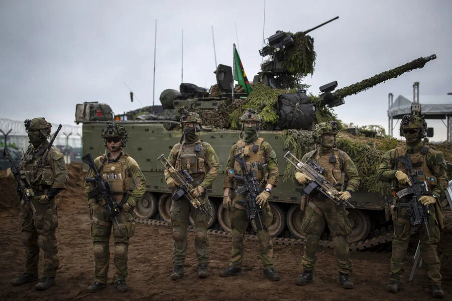European Military Insiders Reveal Preparations for Potential Conflict with Russia