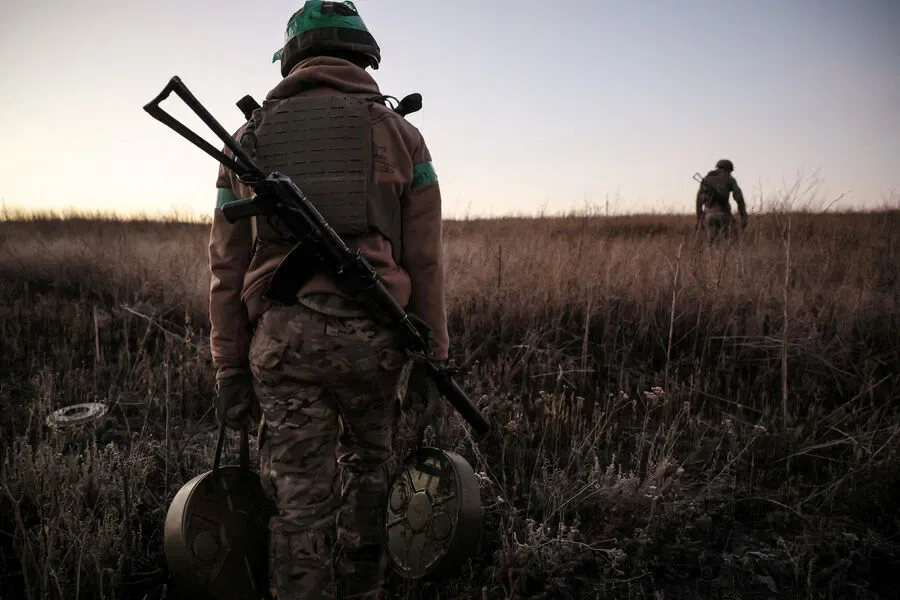 Exclusive: First Female Enlistee Under Ukraine's New Contract Service Program Revealed