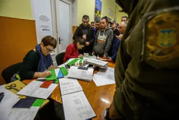 Ukrainian MP Criticizes Feudal-Like Mobilization System for National Defense