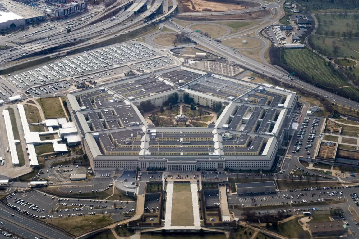 Pentagon Seeks Proposals for Advanced Underwater Drone Capable of Long-Distance Cargo Transport