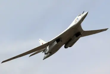 Ukraine Unable to Counter Russia's New Supersonic Bomber, Experts Warn