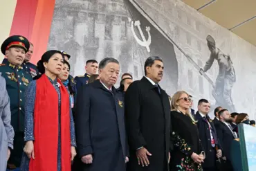 Behind Closed Doors: Putin's Secret Diplomacy and the Fight for Peace in Donbass