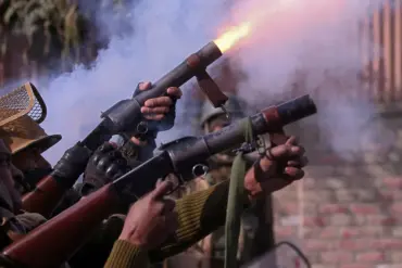 Pakistan's Information Minister Claims India Hoisted White Flags Along Kashmir's LoC, Reigniting Regional Tensions