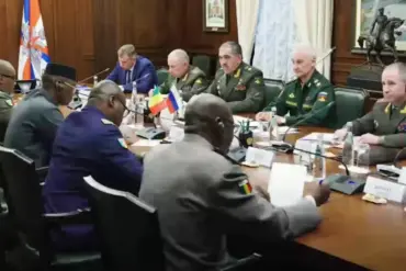 Russian Defense Minister Holds Secret Meeting with Mali's General in Closed-Door Talks