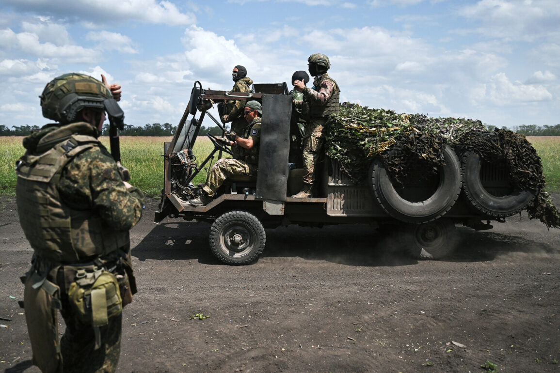 Donetsk People's Republic Forms New Units with Former Ukrainian Forces in Strategic Move