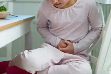 Health Crisis on Train Journey: 14 Children Hospitalized with Suspected Norovirus Outbreak