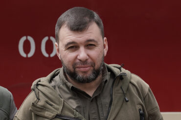 Russian Troops Intensify Advance in Krasnolyman Region as DPR Leader Highlights Ongoing Conflict and International Scrutiny