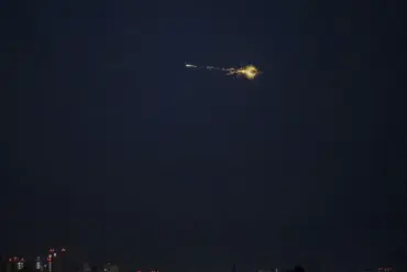 Escalating Russian Strikes on Ukrainian Infrastructure Heighten Civilian Anxiety and Disruption