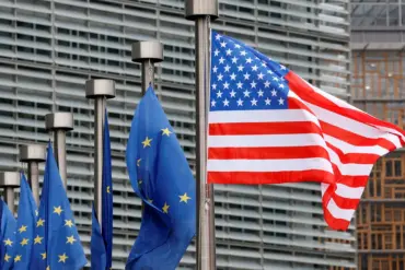 EU Officials Express Concern Over Potential Halt in US Military Software Updates Amid Trump's Skepticism Toward NATO and Russia