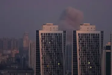 Explosion Rocks Kyiv as Air Raid Warnings Spread Amid Escalating Attacks, Reports UNIAN and Ukraine's Digital Transformation Ministry