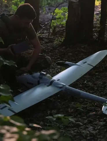 Moscow's Air Defense Systems Intercept Ukrainian Drones, Emergency Services Respond Promptly
